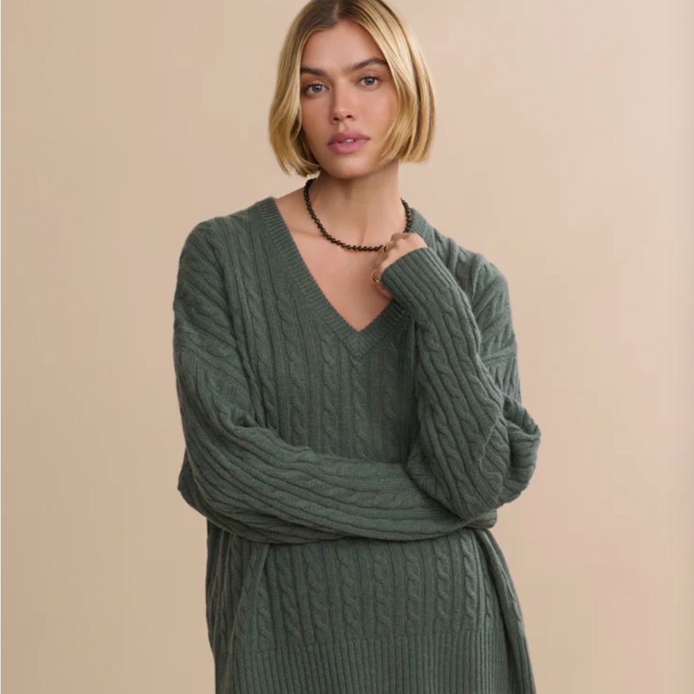 NWT Jenni Kayne Nell in Pine Cable Knit Sweater